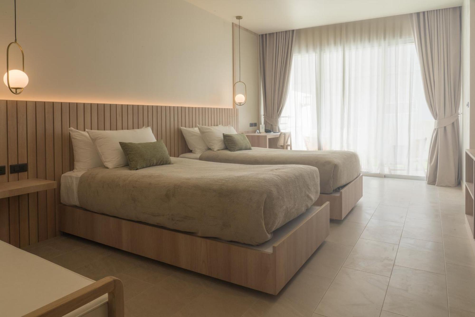 Niranapa Boutique Resort Kata-part Kültér fotó
