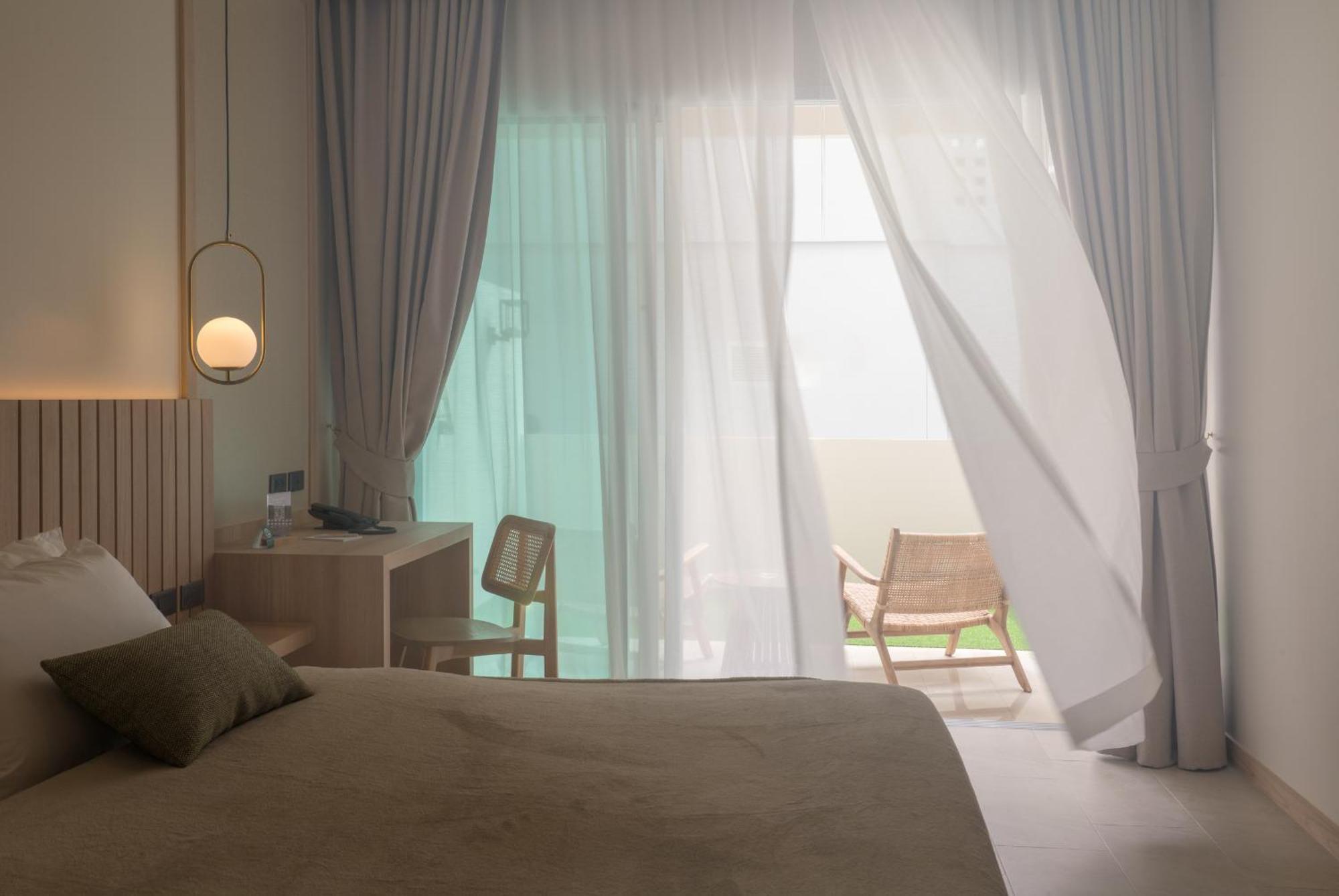 Niranapa Boutique Resort Kata-part Kültér fotó
