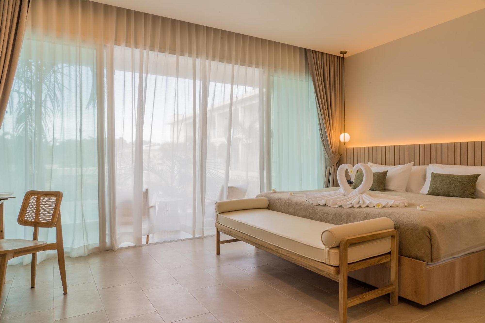Niranapa Boutique Resort Kata-part Kültér fotó