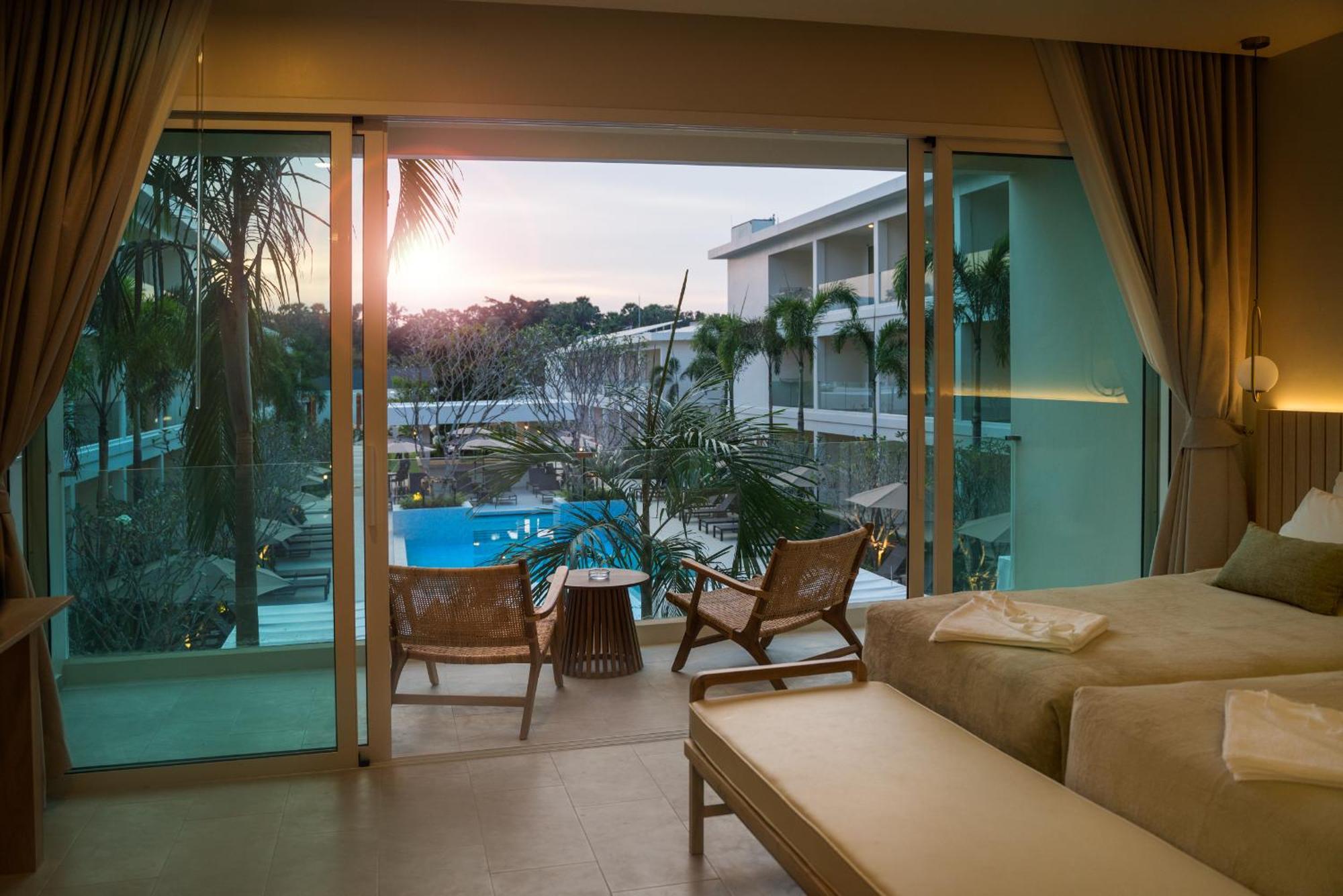 Niranapa Boutique Resort Kata-part Kültér fotó