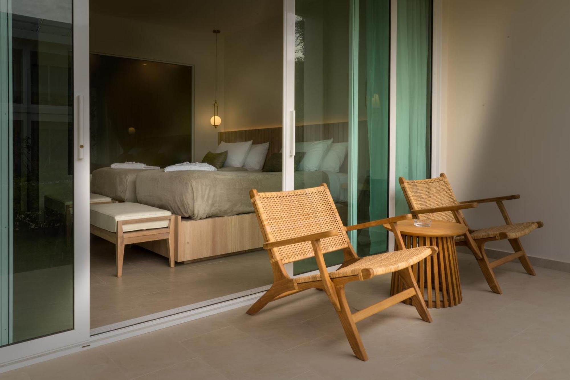 Niranapa Boutique Resort Kata-part Kültér fotó