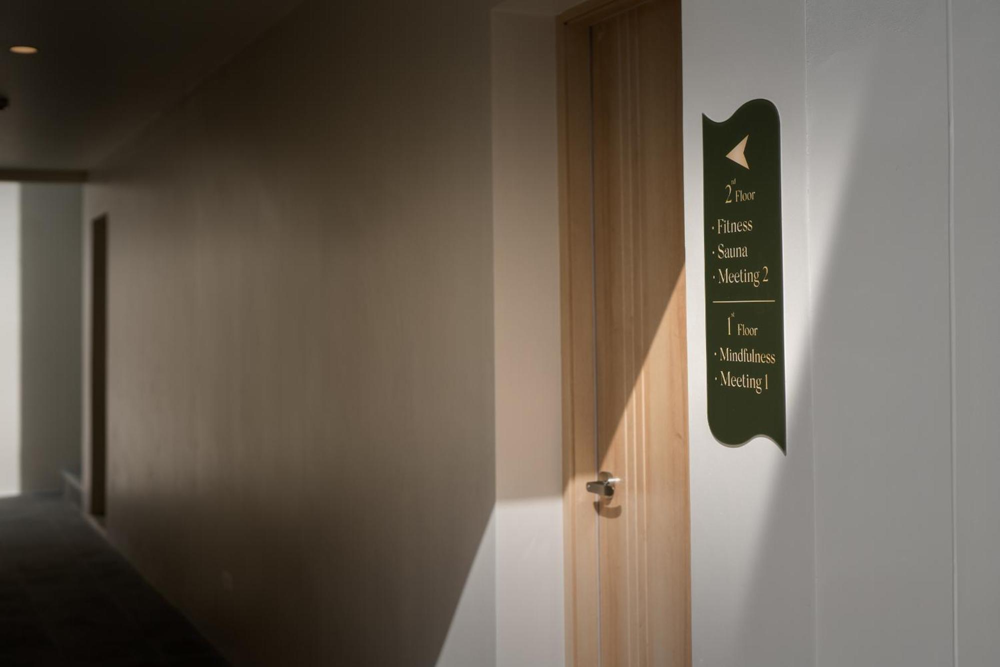 Niranapa Boutique Resort Kata-part Kültér fotó